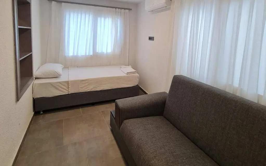 Bodrum Time Pansiyon ภายนอก รูปภาพ